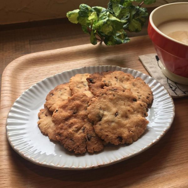うさぎさんクッキーと、米粉キャロブチップスクッキーが焼きあがりましたよ🍪
